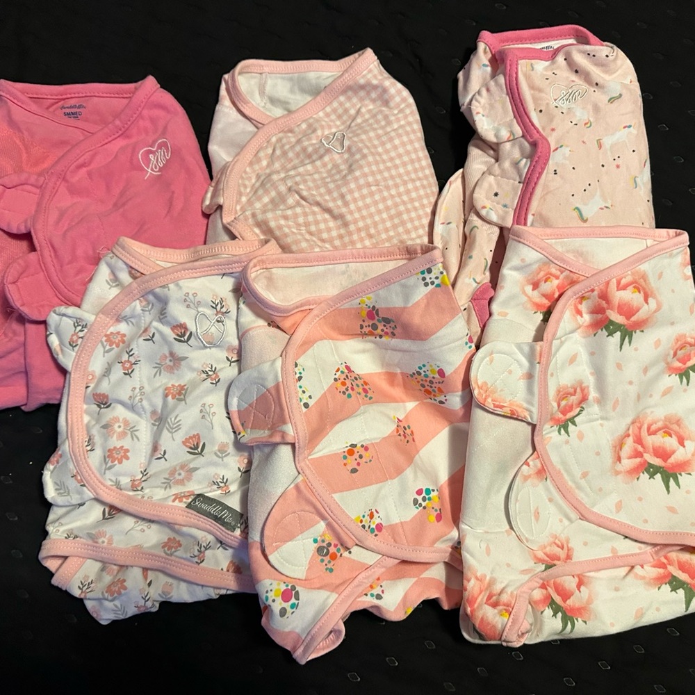 Assorted Baby Swaddles in Pink and White